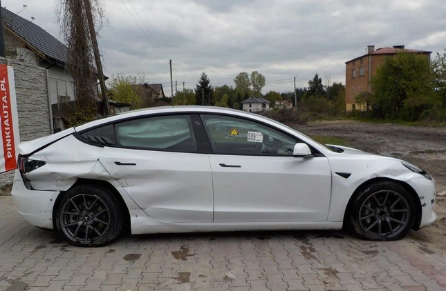 Tesla Model 3 cena 85900 przebieg: 36347, rok produkcji 2021 z Piława Górna małe 352